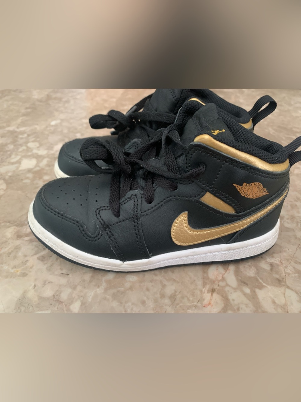 Jordan Air Jordan 1 Mid SE (TD) ) Black & Gold